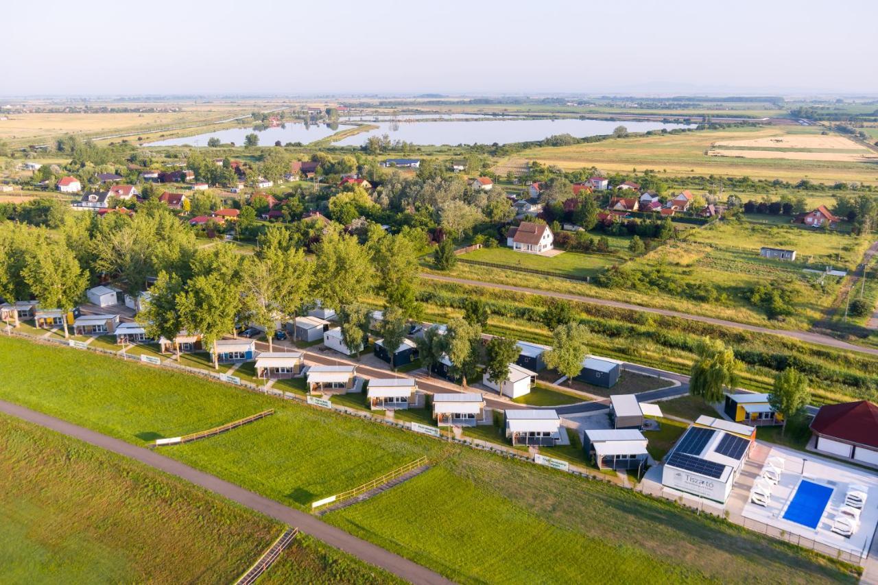 Tisza-To Apartmanpark Kiskore Exterior photo